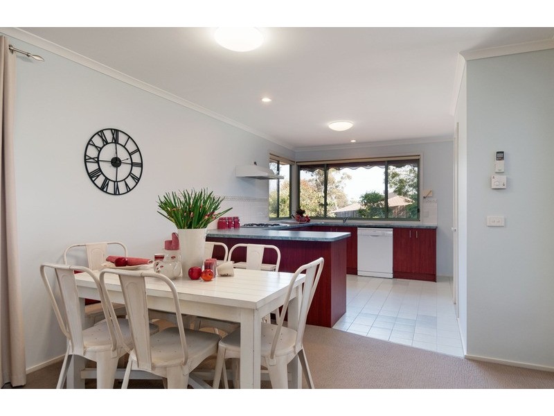 44 Bristol Crescent, Lilydale VIC 3140