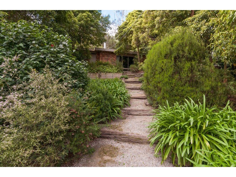 23-25 Summit Road, Lilydale VIC 3140