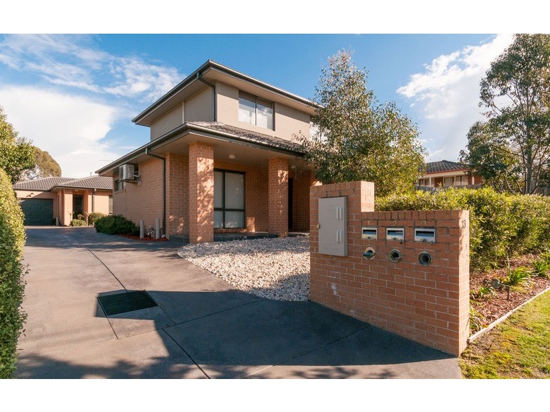 1/13 Lindel Court, Croydon VIC 3136