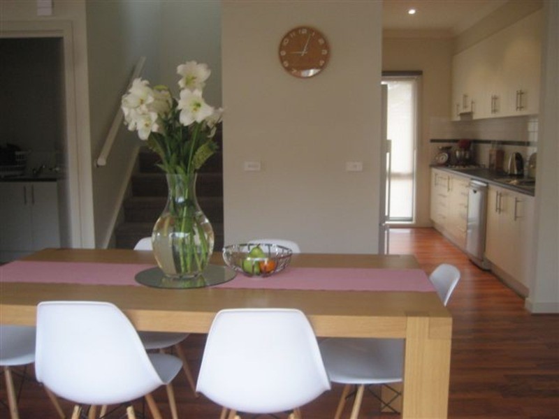 1/13 Lindel Court, Croydon VIC 3136