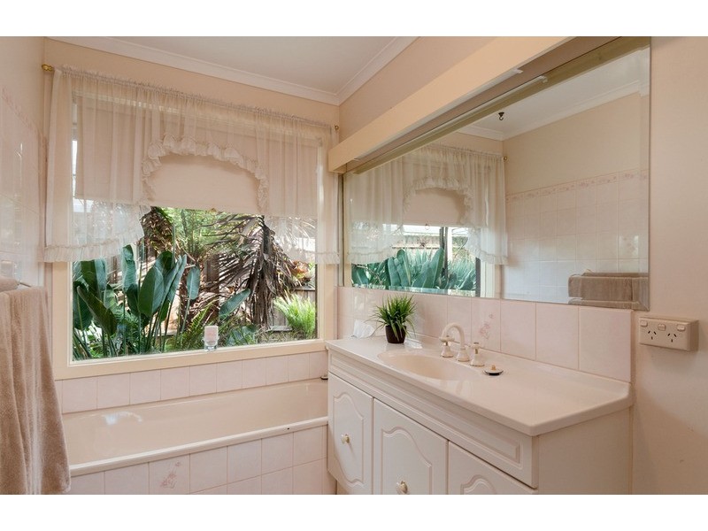 59 Lauriston Drive, Coldstream VIC 3770