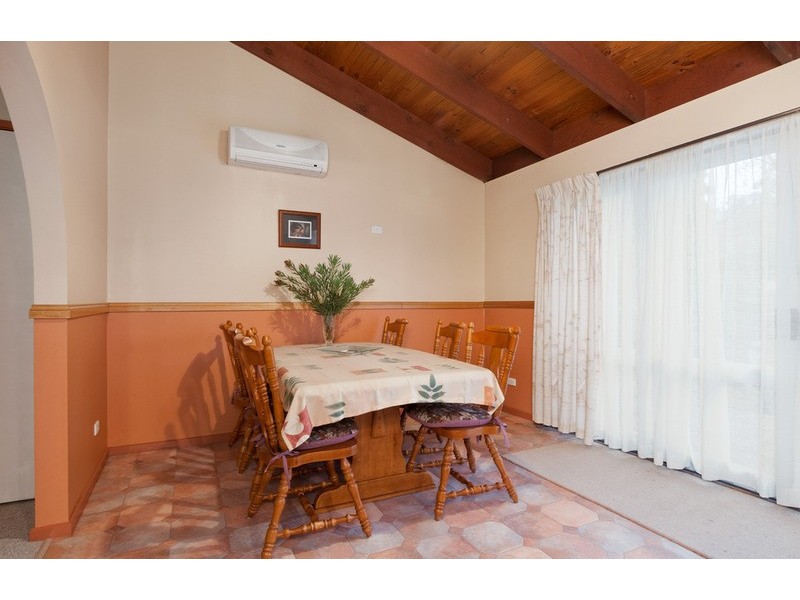 9 Bronwyn  Street, Coldstream VIC 3770