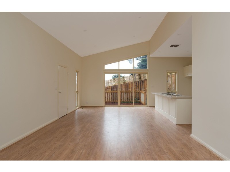 2-3/69 Queen Road, Lilydale VIC 3140