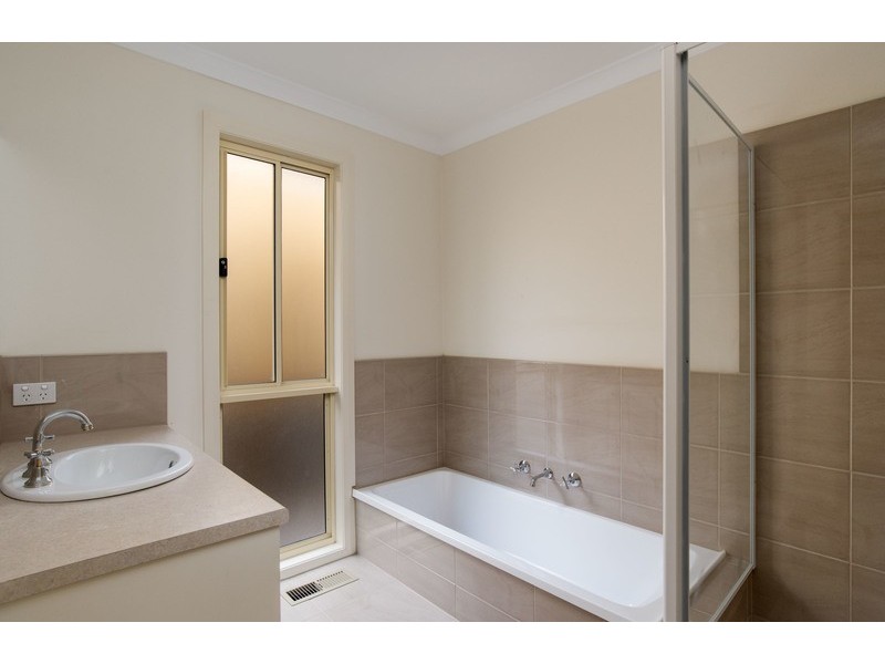 2-3/69 Queen Road, Lilydale VIC 3140