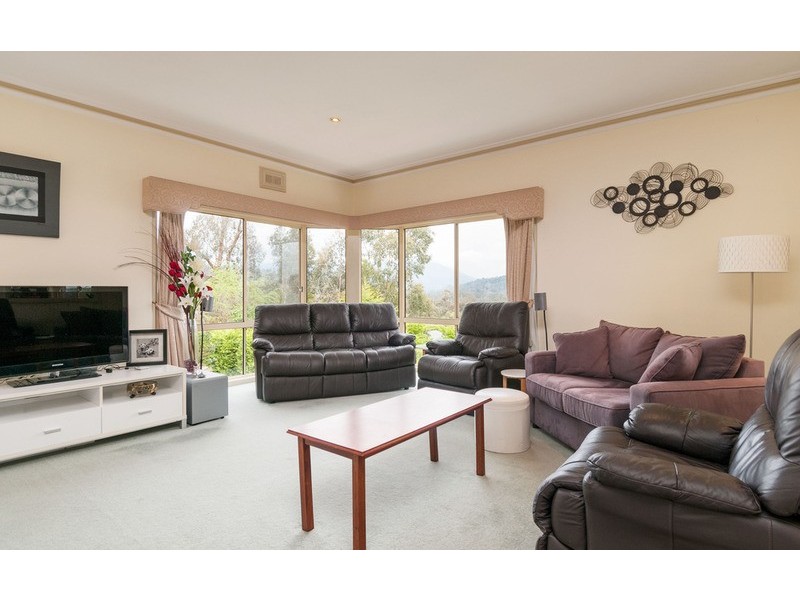 18 Woodlee Rise, Lilydale VIC 3140