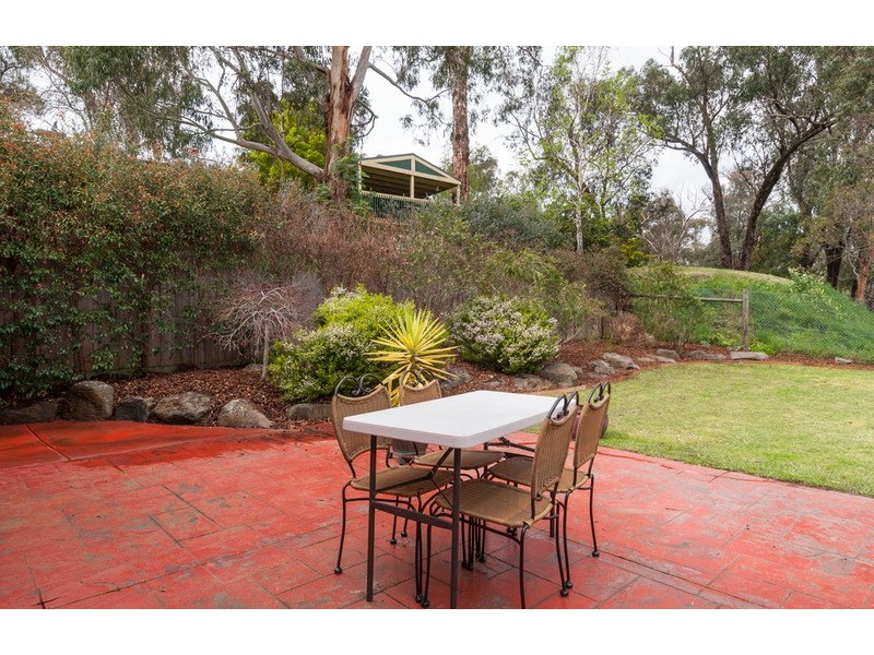 18 Woodlee Rise, Lilydale VIC 3140