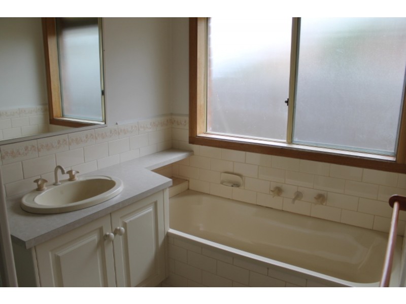 3 Clearwater Drive, Lilydale VIC 3140