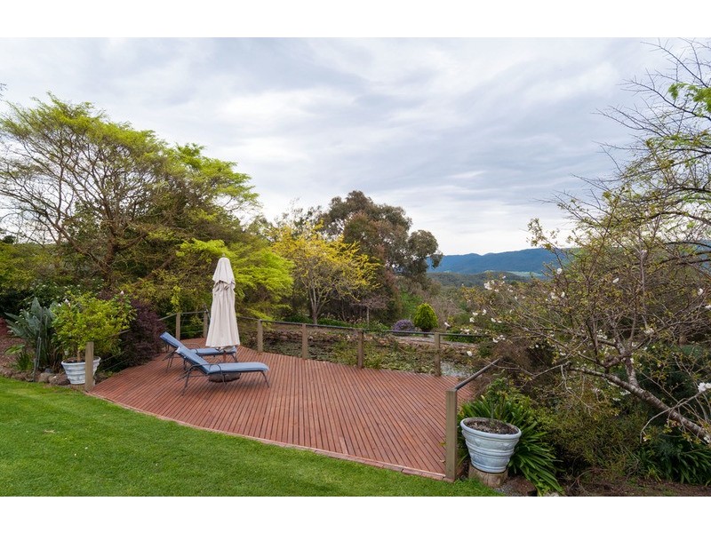 631 Victoria Road, Seville VIC 3139