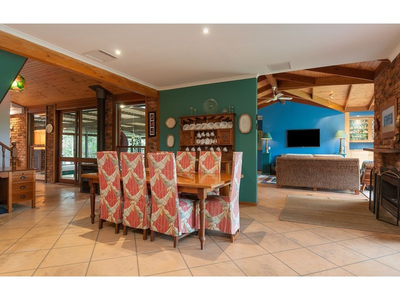 631 Victoria Road, Seville VIC 3139