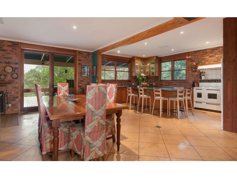 631 Victoria Road, Seville VIC 3139