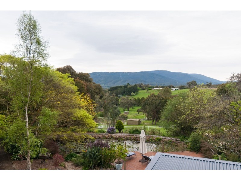 631 Victoria Road, Seville VIC 3139