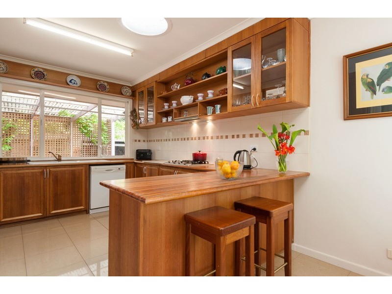 90 Wallace  Parade, Healesville VIC 3777
