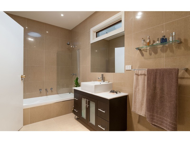 90 Wallace  Parade, Healesville VIC 3777