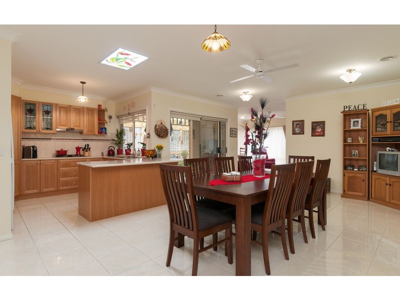 42 Kingsburgh Lane, Lilydale VIC 3140