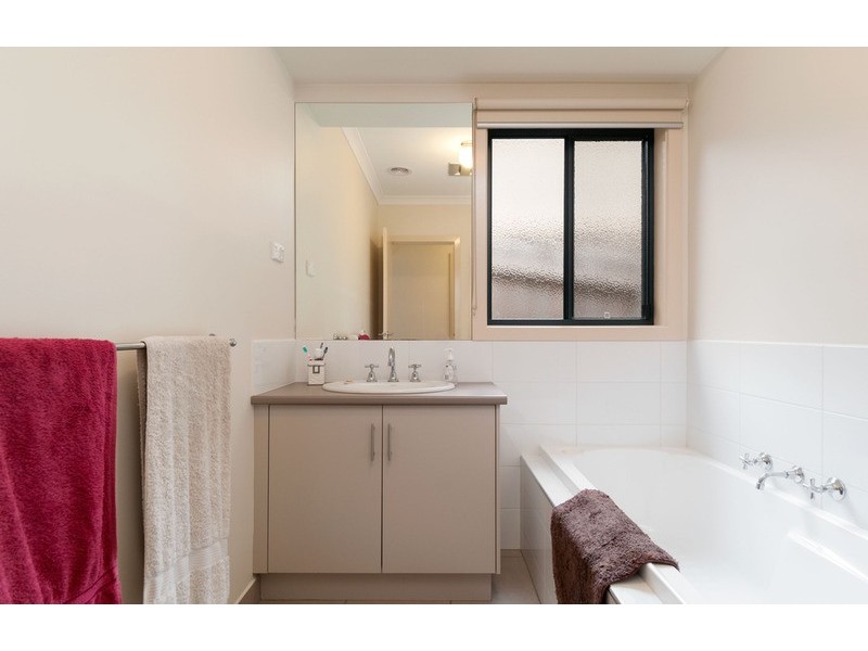 1 Valencia Road, Lilydale VIC 3140