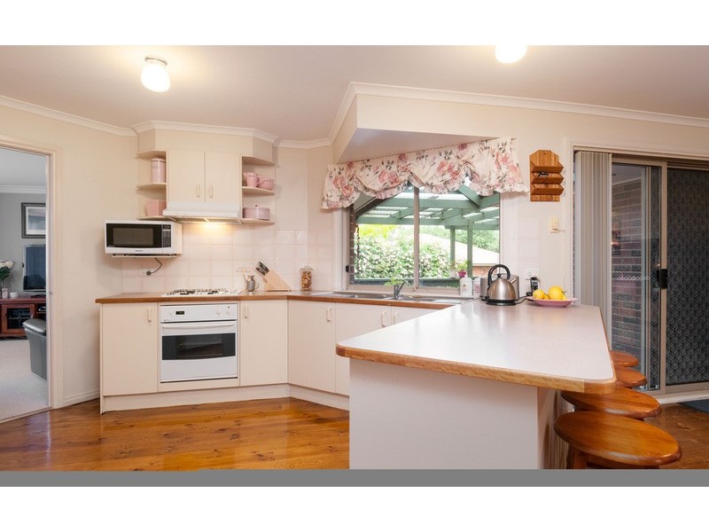 9  Windsor Park Rise, Mooroolbark VIC 3138