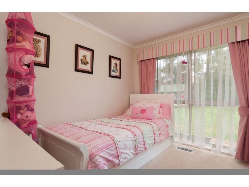 9  Windsor Park Rise, Mooroolbark VIC 3138