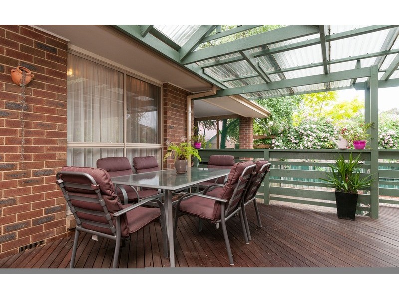 9  Windsor Park Rise, Mooroolbark VIC 3138