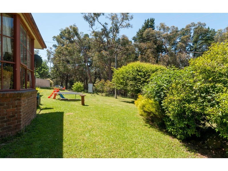 24 Wellington Road, Wandin North VIC 3139