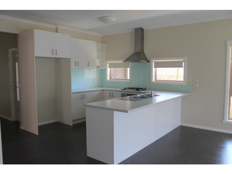 6 Denman Street, Kilsyth VIC 3137