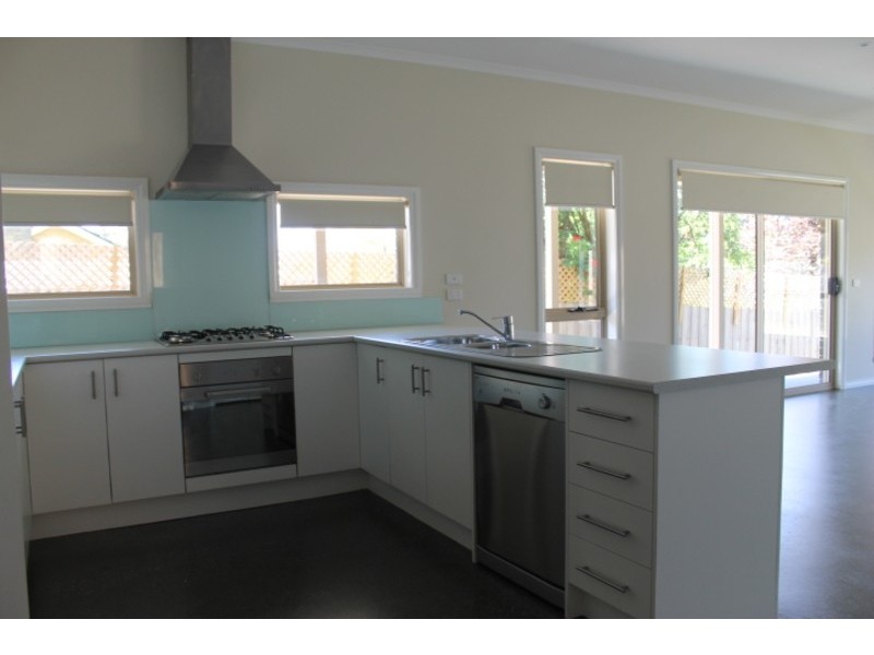 6 Denman Street, Kilsyth VIC 3137