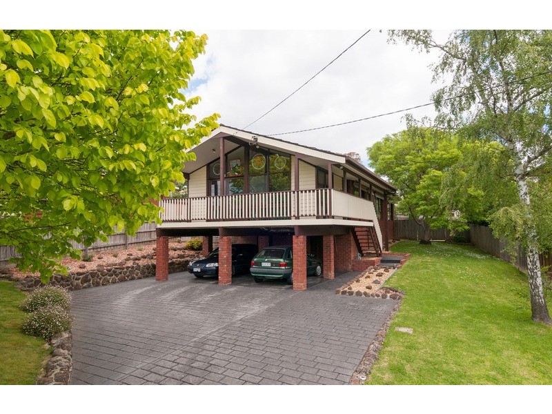 7 Breakaday Pass, Chirnside Park VIC 3116