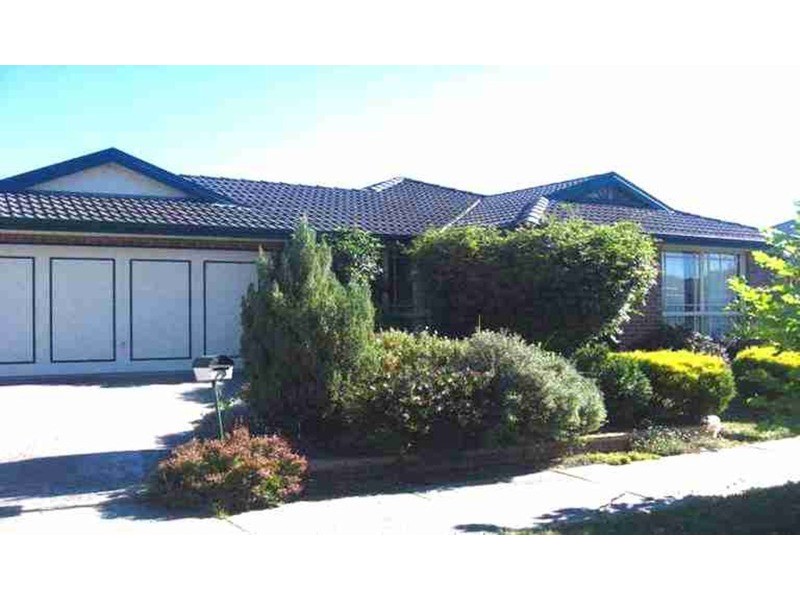 19 Nimblefoot Way, Lilydale VIC 3140