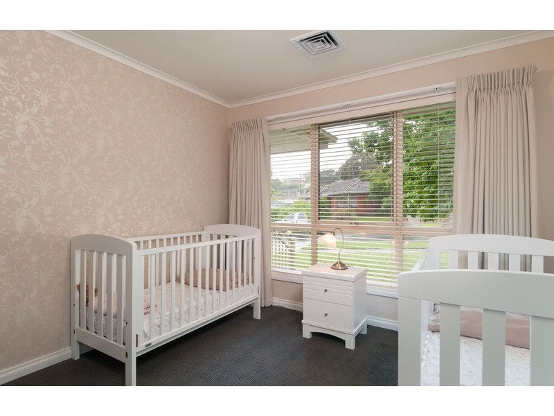 8 Tugun Road, Lilydale VIC 3140