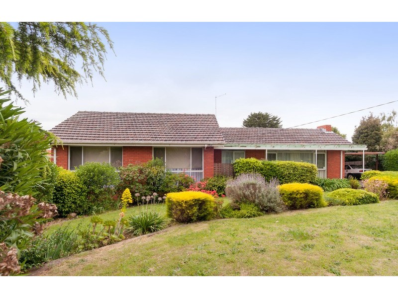 3 Saddleback Ridge, Chirnside Park VIC 3116