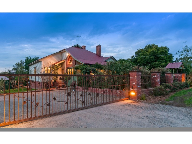 63 English Street, Seville VIC 3139