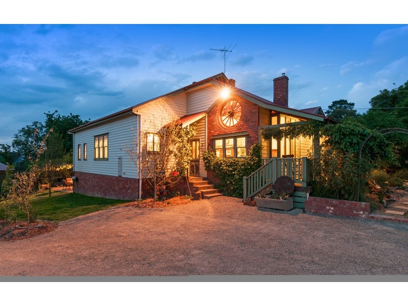 63 English Street, Seville VIC 3139