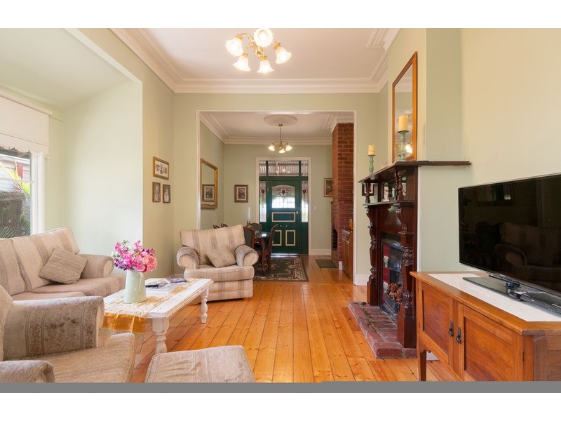 63 English Street, Seville VIC 3139
