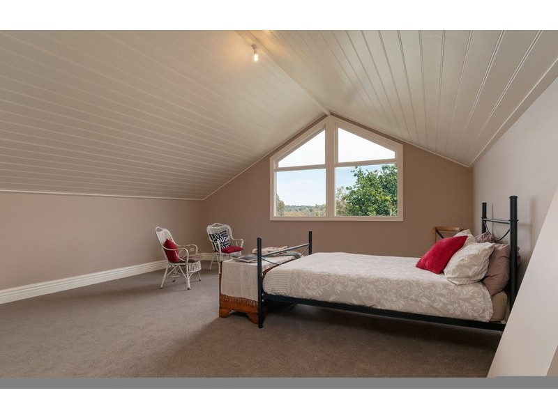 63 English Street, Seville VIC 3139