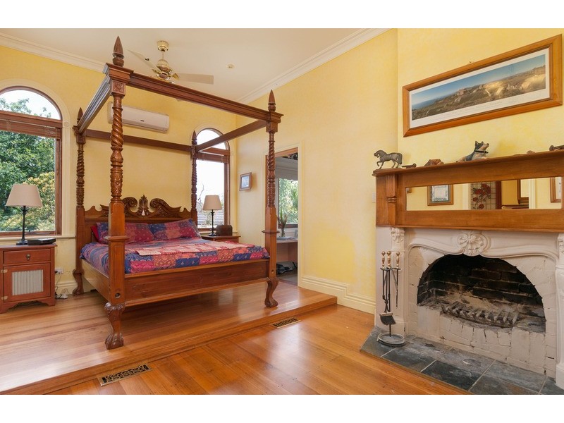 63 English Street, Seville VIC 3139