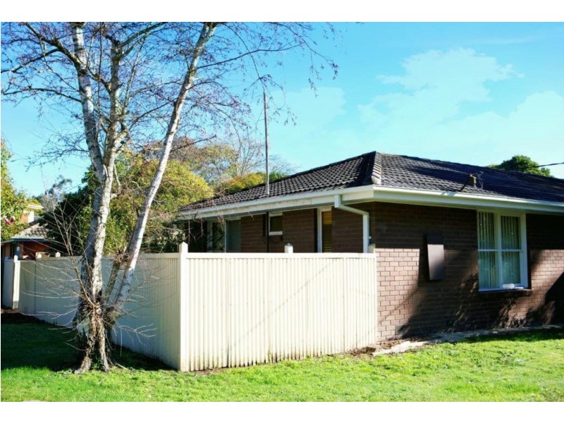 17 Durham Road, Kilsyth VIC 3137