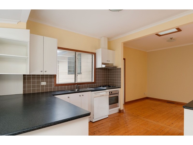 28 Old Warburton Road, Seville VIC 3139