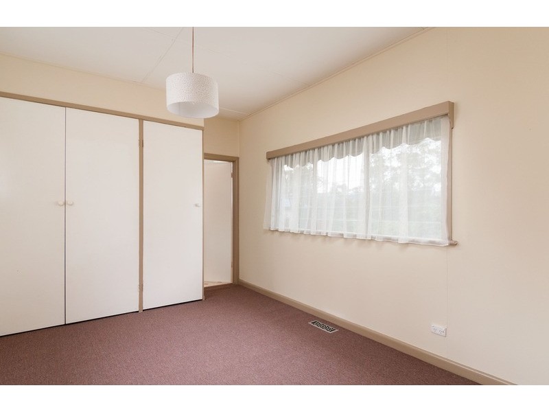 28 Old Warburton Road, Seville VIC 3139