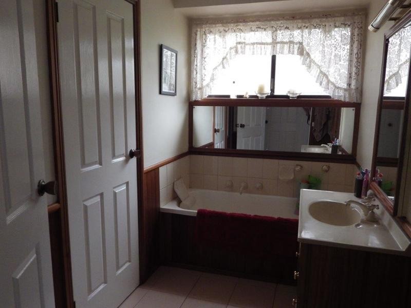 81 Montrose Road, Kilsyth VIC 3137