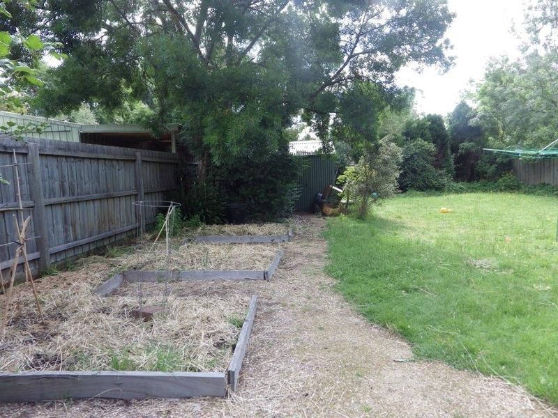 81 Montrose Road, Kilsyth VIC 3137