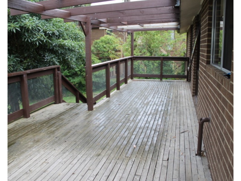 17 Gordon Avenue, Montrose VIC 3765