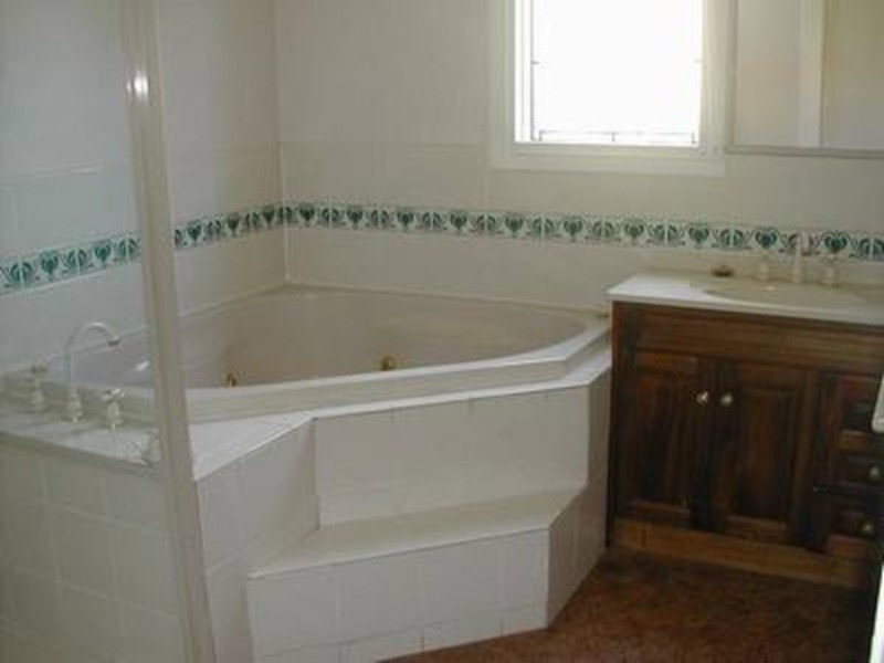 24 Albert Hill Road, Lilydale VIC 3140