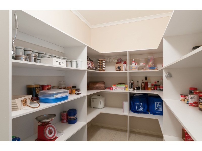 90 Sunset Drive, Chirnside Park VIC 3116