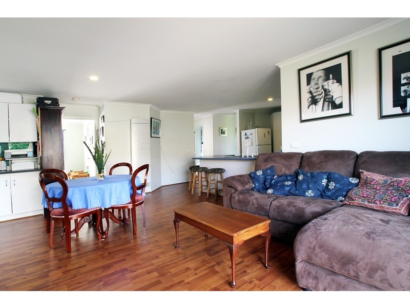 16 Snowgum Drive, Kilsyth VIC 3137