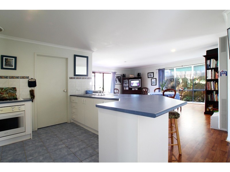 16 Snowgum Drive, Kilsyth VIC 3137