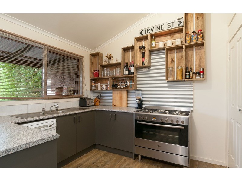 15 Irvine  Street, Mount Evelyn VIC 3796