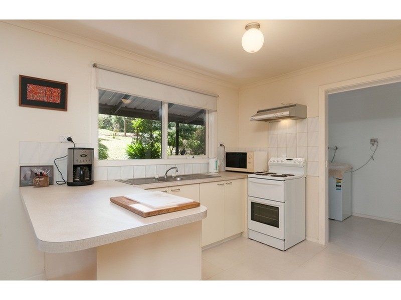 32 Station Road, Seville VIC 3139