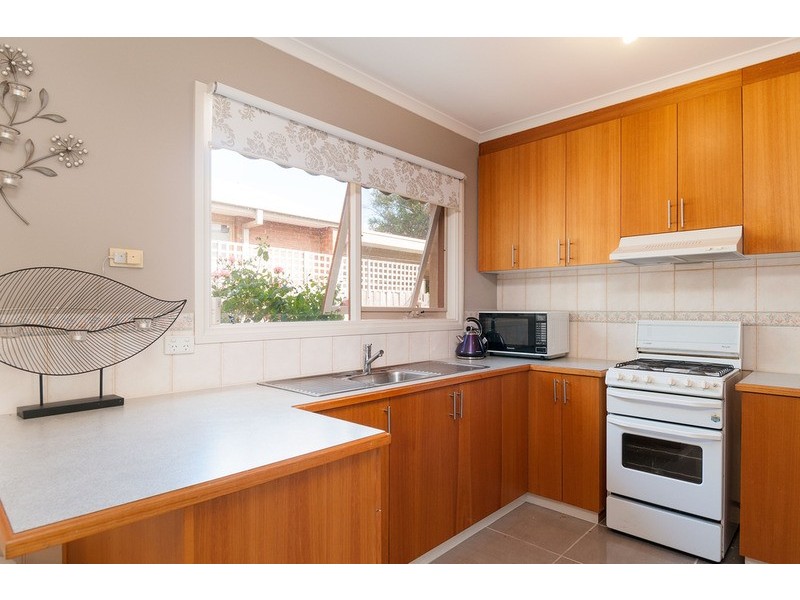 2/22 McComb  Street, Lilydale VIC 3140