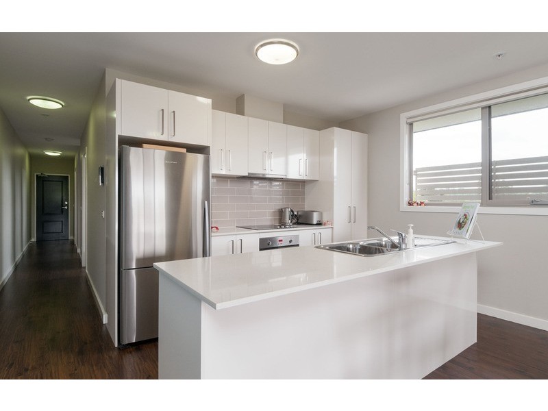 7/14 Landale Avenue, Croydon VIC 3136