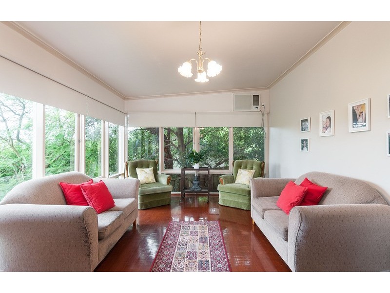 6 Kingswood Drive, Chirnside Park VIC 3116