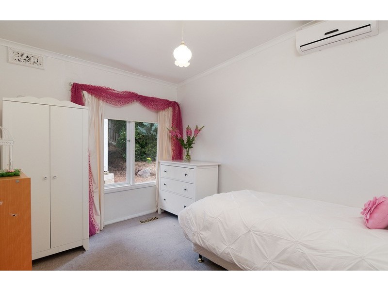 6 Kingswood Drive, Chirnside Park VIC 3116